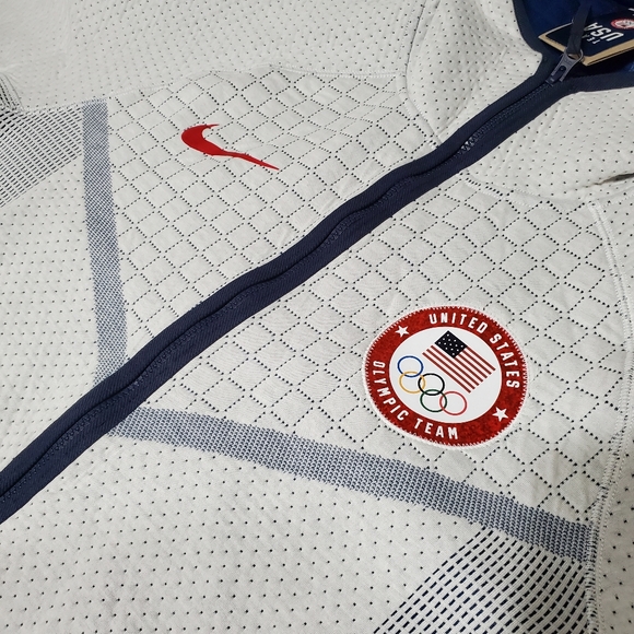 Nike Therma-FIT ADV Team USA Olympic Tech Pack Full-Zip Hoodie Jacket - Picture 6 of 14